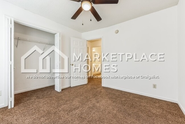 Building Photo - 1700 Crabtree Cir