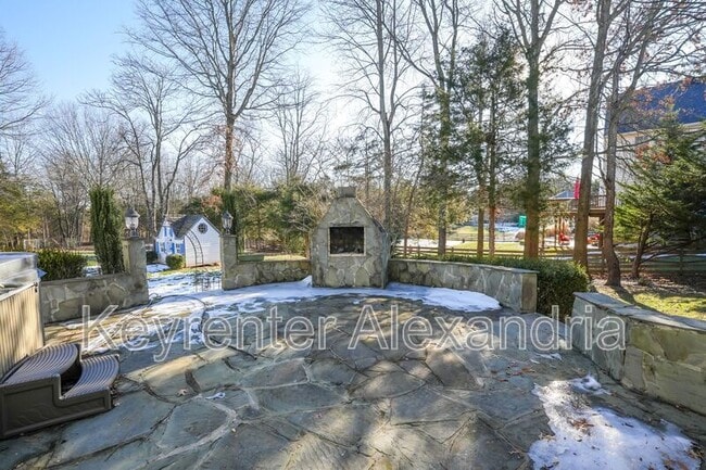 Building Photo - 13568 Heritage Farms Dr