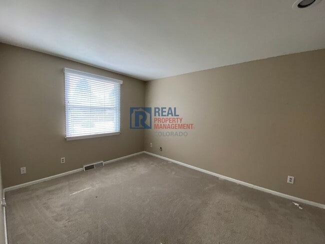 Building Photo - 5932 S Dayton Ct