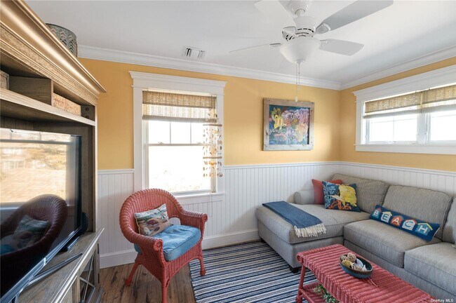 Building Photo - 672 Ocean Breeze