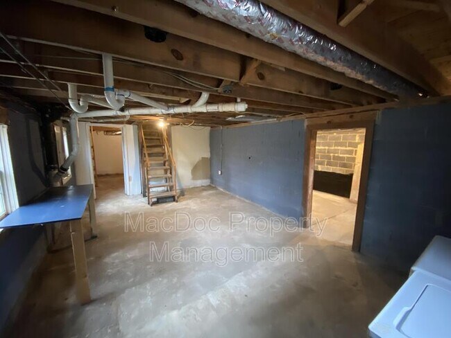 Building Photo - 11308 Gordon Rd