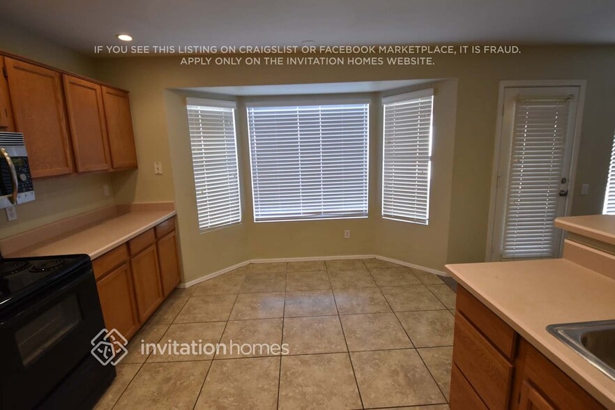 Building Photo - 3135 N 64th St