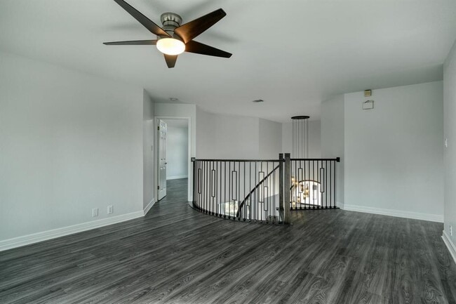 Building Photo - 10205 Open Gate Dr