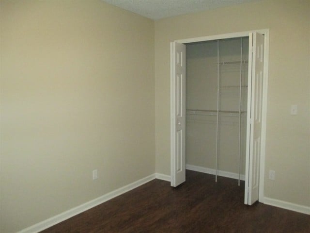 Building Photo - 3741 Woodbriar Dr