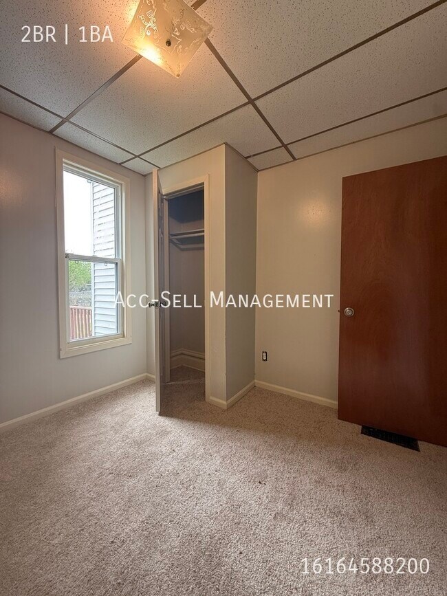 Building Photo - 815 Crosby St NW