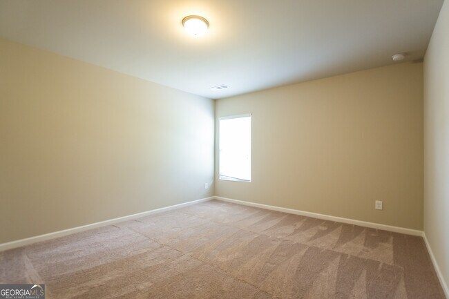 Building Photo - 209 Comet Ct