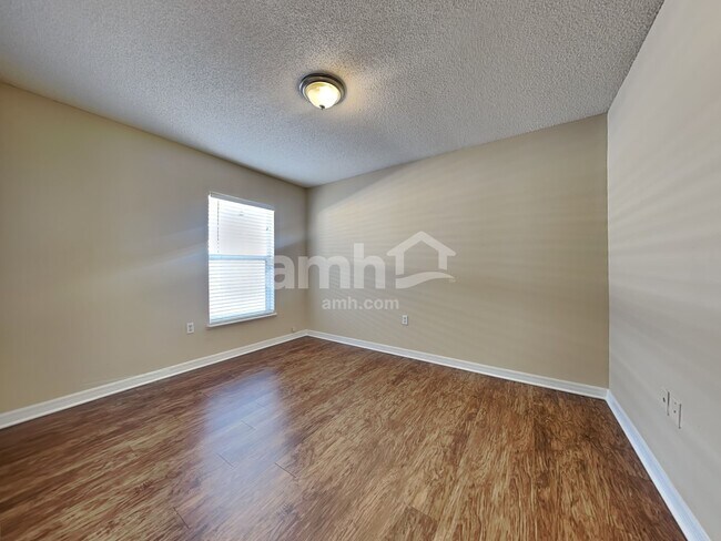 Building Photo - 11414 Ivy Flower Loop