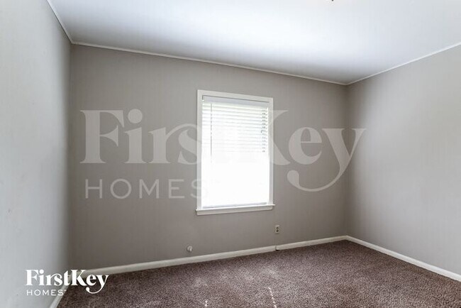Building Photo - 5506 Berry Creek Dr