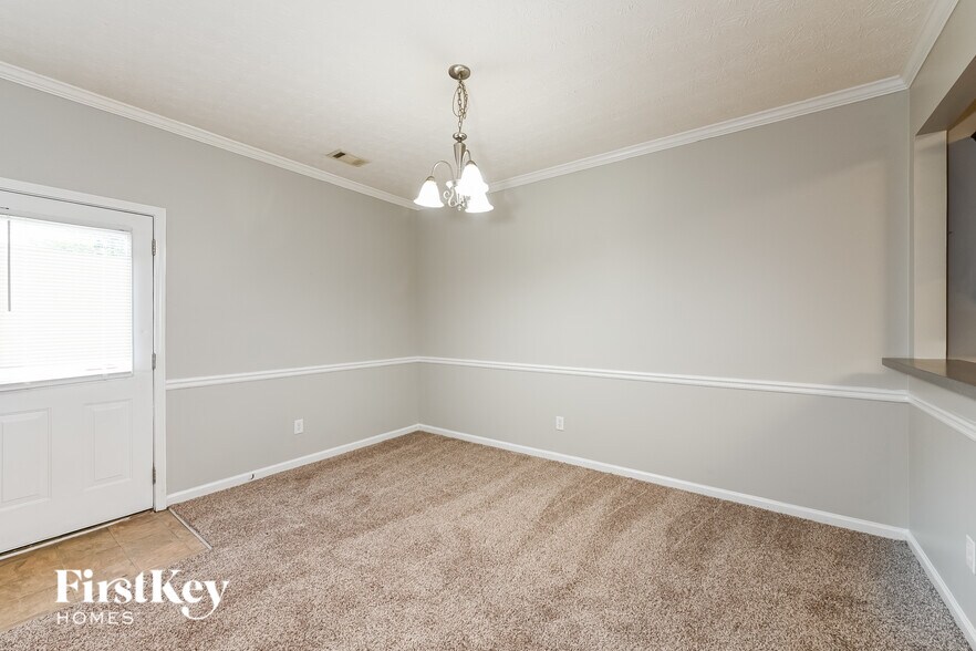 Building Photo - 1715 W Taylor Ave