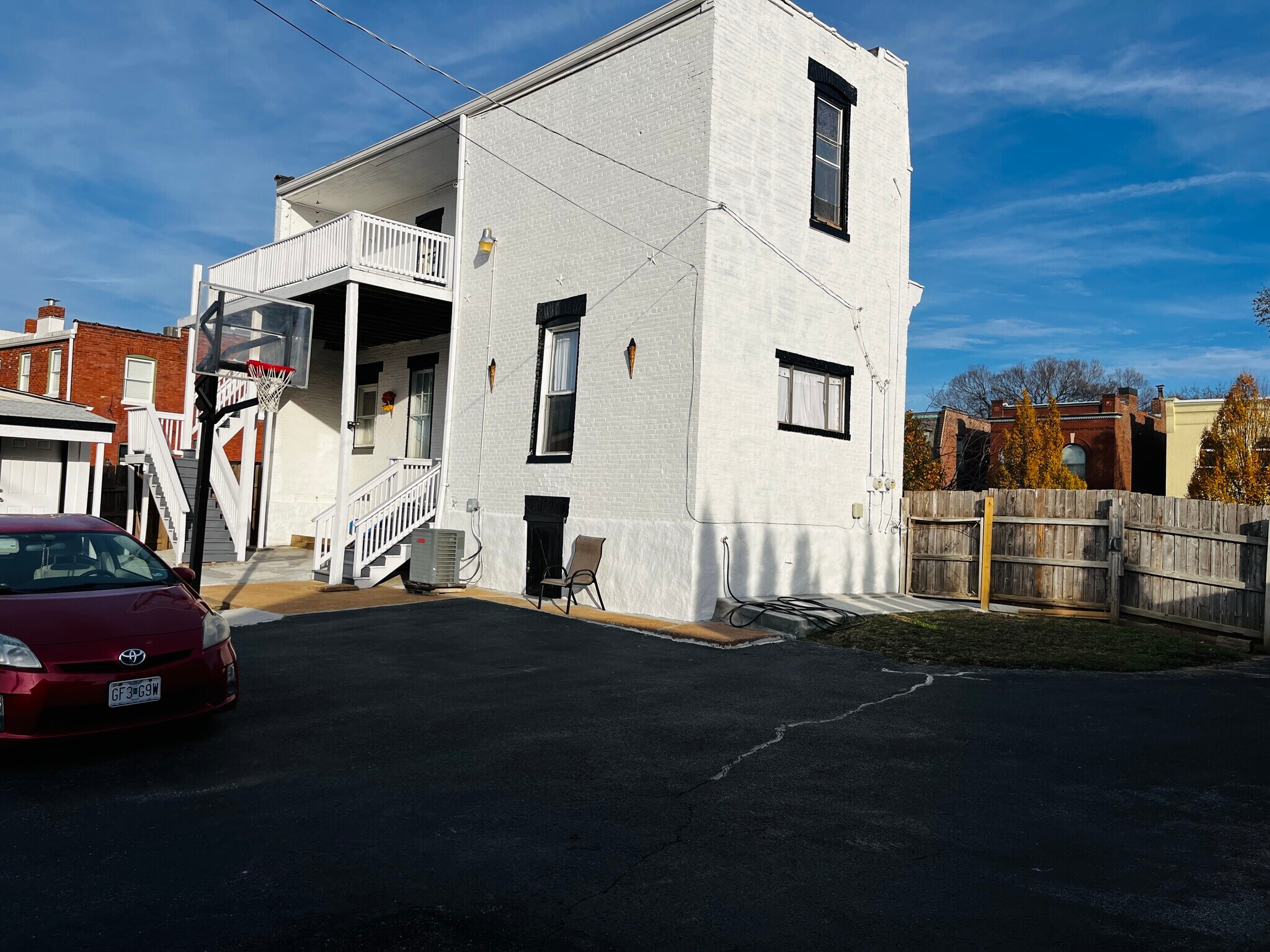 Building Photo - 2811 Indiana Ave