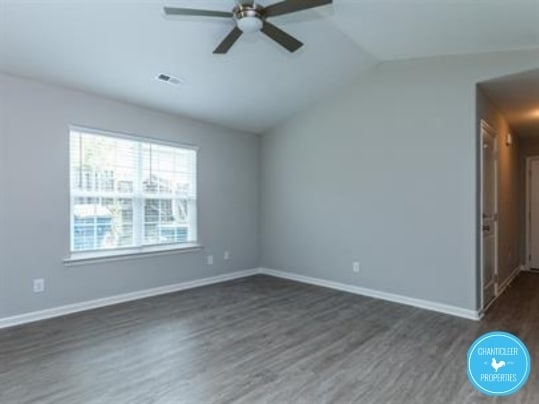 Building Photo - 1404 Ikes Pond Ln