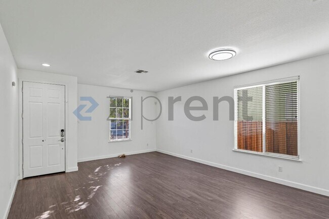 Building Photo - 2960 Stallion Way