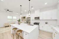 Building Photo - 9435 Arledge St