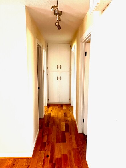 Building Photo - 786 Portal Drive