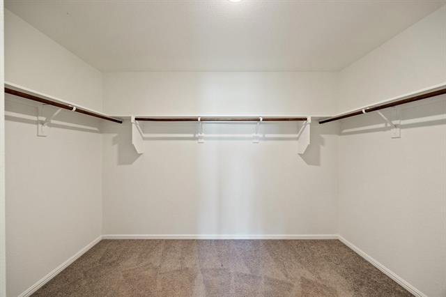 Building Photo - 4805 Cleves Ave