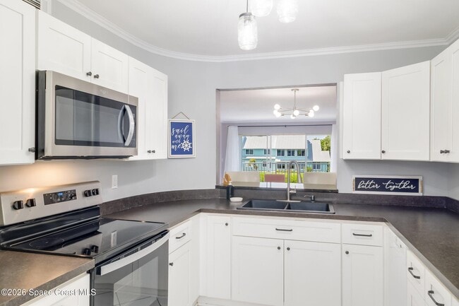 Building Photo - 6124 River Run Dr