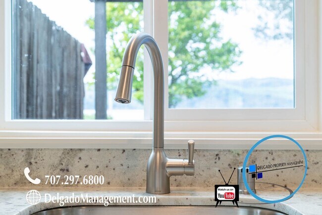 Building Photo - Waterfront Newly remodeled Benicia home