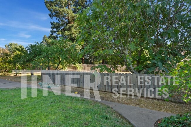 Building Photo - 5100 Turnsberry Ct