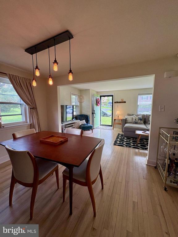 Building Photo - 509 D St