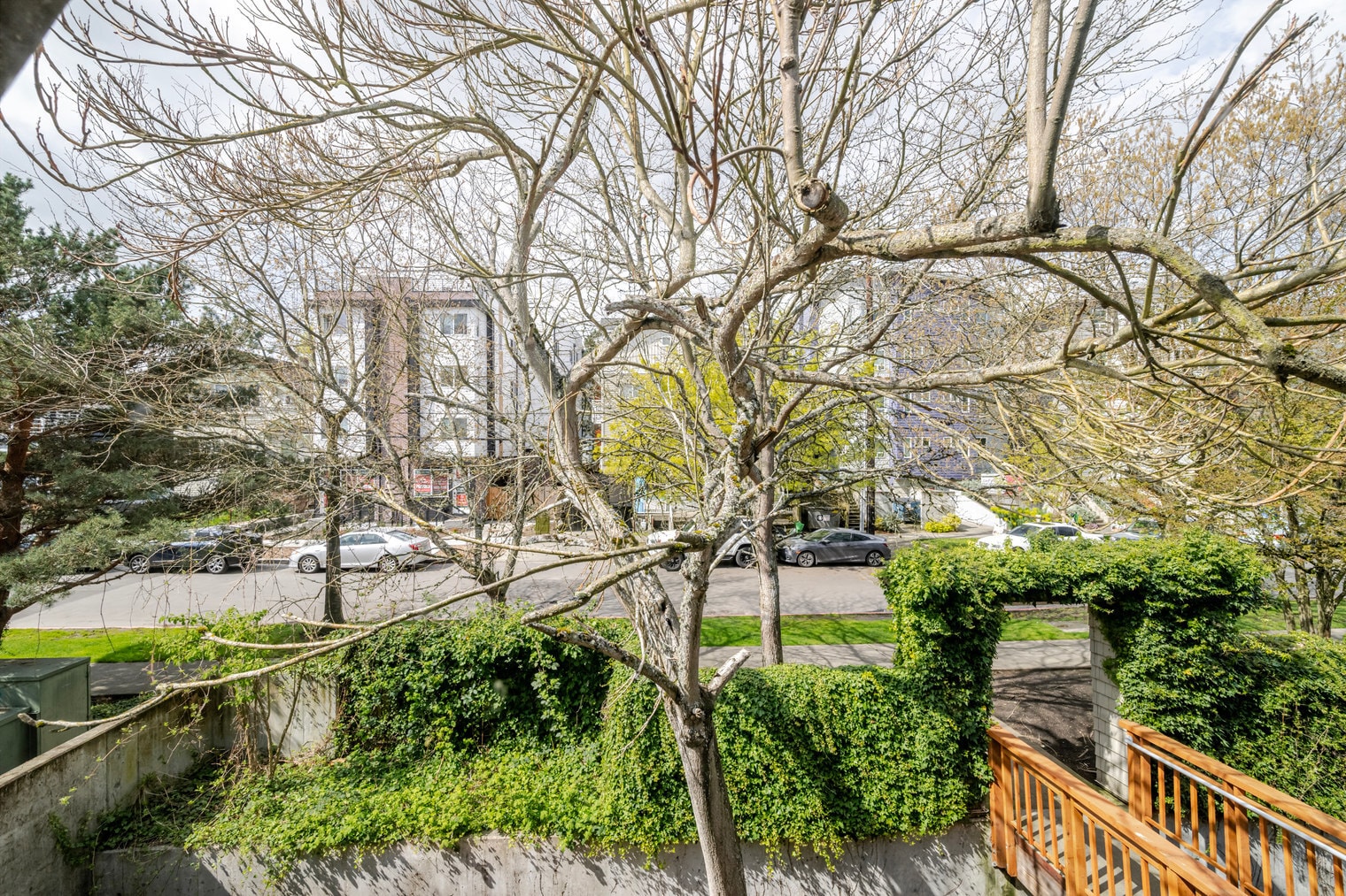 Building Photo - 4740 21st Ave NE