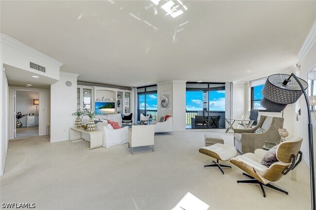 Building Photo - 6001 Pelican Bay Blvd
