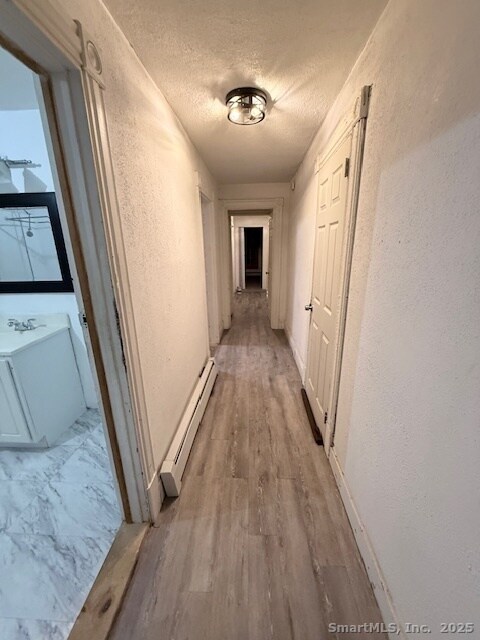 Building Photo - 20 Lorraine St