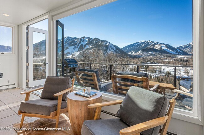 Building Photo - 182 Bennett Pl