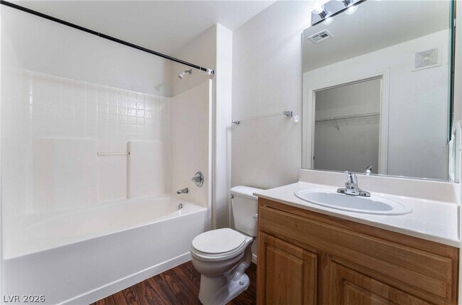 Building Photo - 5855 Valley Dr