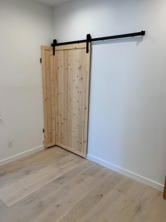 Bedroom 2 - 42 Navy St