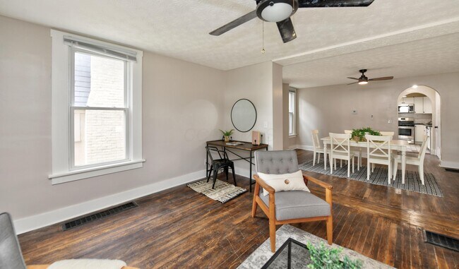 Building Photo - 1517 Hawthorne Ave