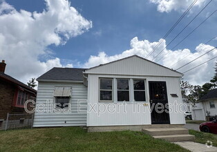 Building Photo - 3225 Oliver St