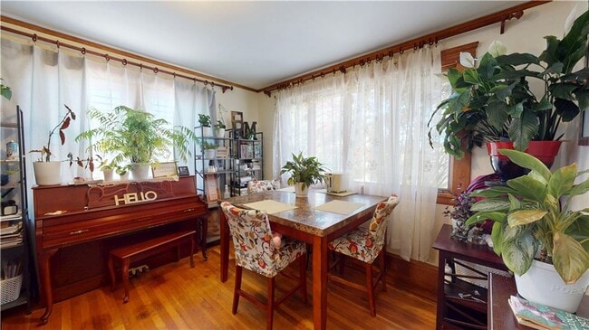 Building Photo - ****Providence/Mt. Pleasant – Single Famil...