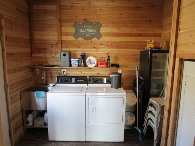 Building Photo - Schedule A Showing Today! Home on 5 Acres with Barn, Shop and Direct Access to BLM Land - Availab...