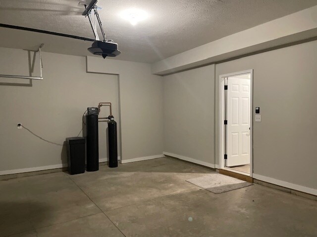 Building Photo - 4057 Silverstone Ln