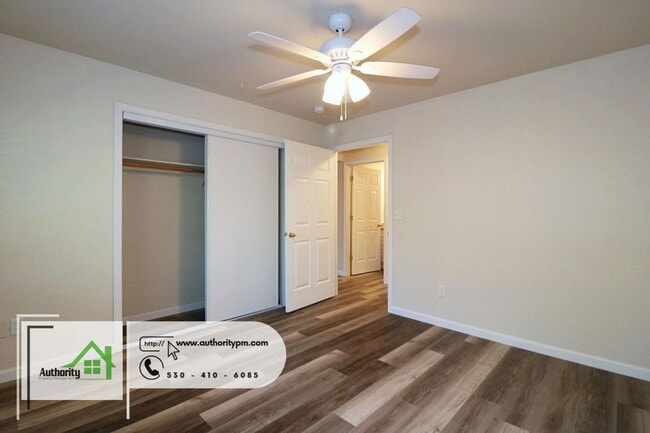 Building Photo - 3757 Main St