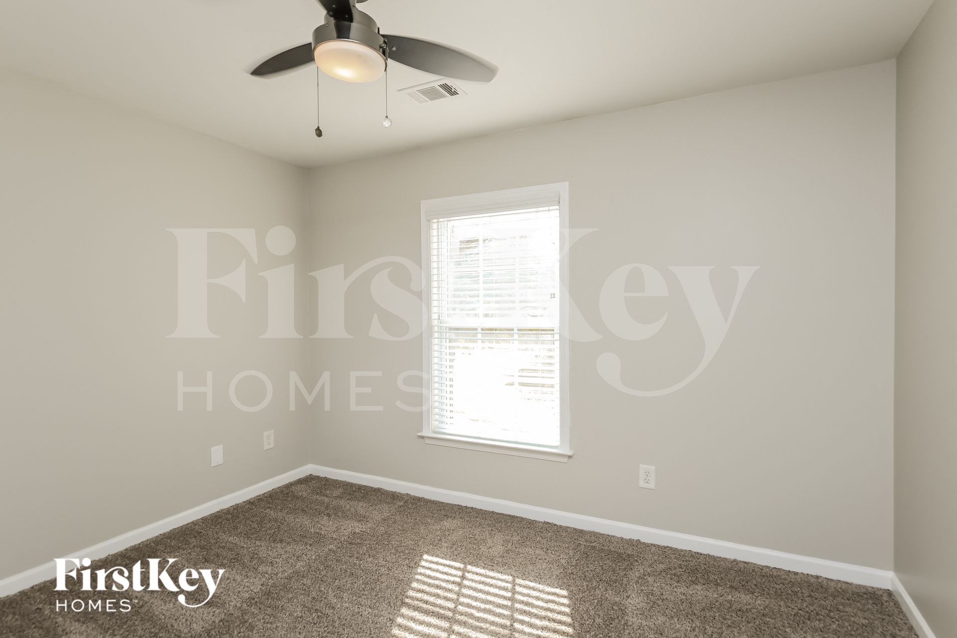 Building Photo - 5520 Stevehaven Ln