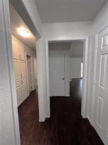 Building Photo - 6300 Brookcrest Dr