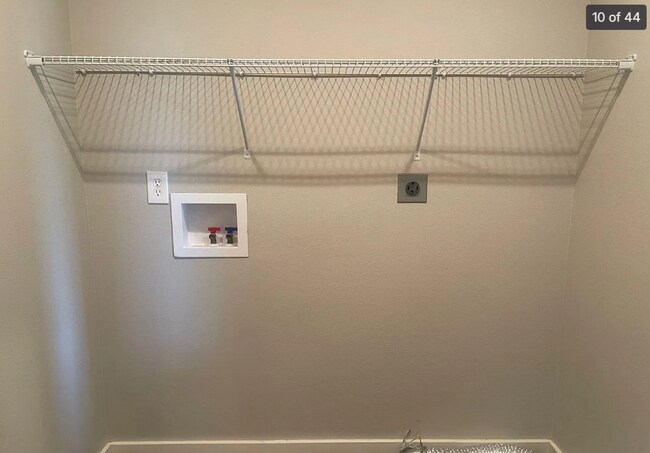 Building Photo - 3 Bedroom 2 Bathroom 2 CAR GARAGE