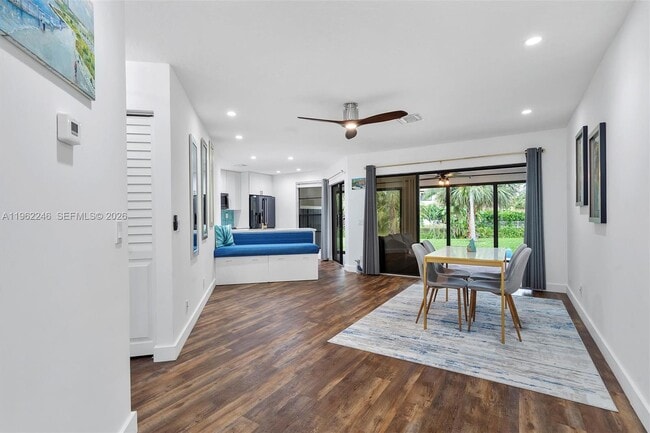 Building Photo - 385 NW 36th Ave