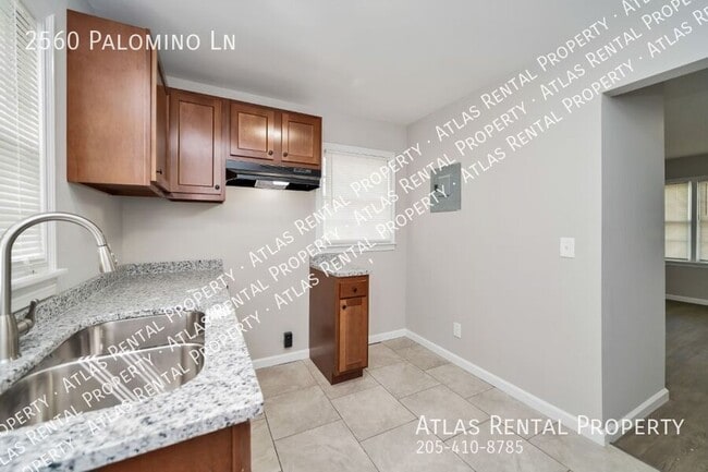 Building Photo - 2560 Palomino Ln