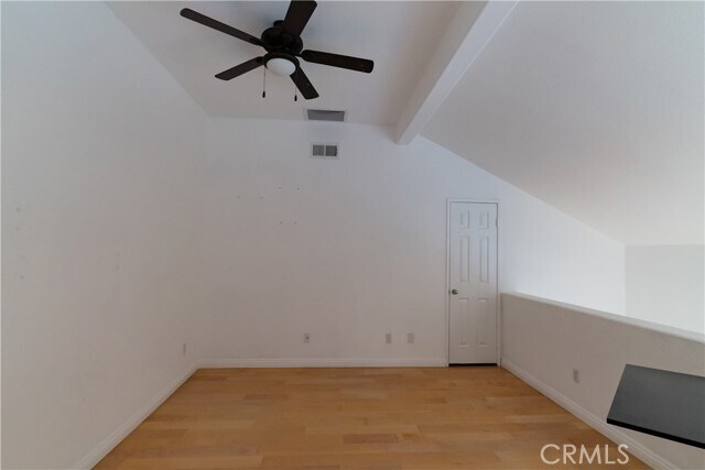 Building Photo - 2 Mansera Pl