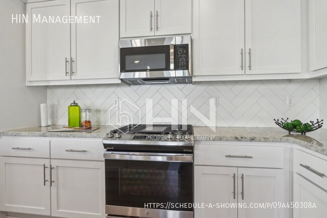 Building Photo - 9704 Seawind Wy