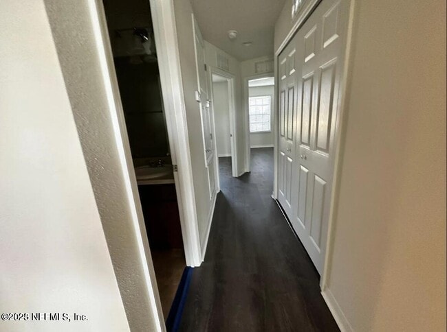 Building Photo - 7037 Berrybrook Dr