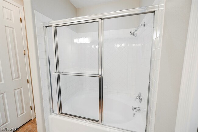 Building Photo - 9108 Vista Greens Way