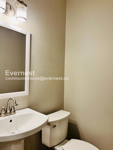 Building Photo - 1420 Calloway Ct