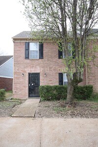 Building Photo - 8349 Honey Dew Cove