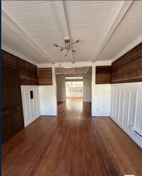 Building Photo - 49 Dudley Ave