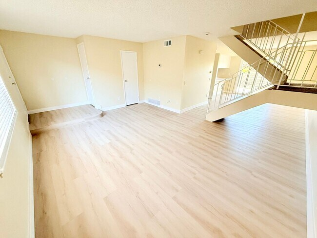 Building Photo - Spacious 3-Bedroom Condo in the Indian Canyon Gardens Community