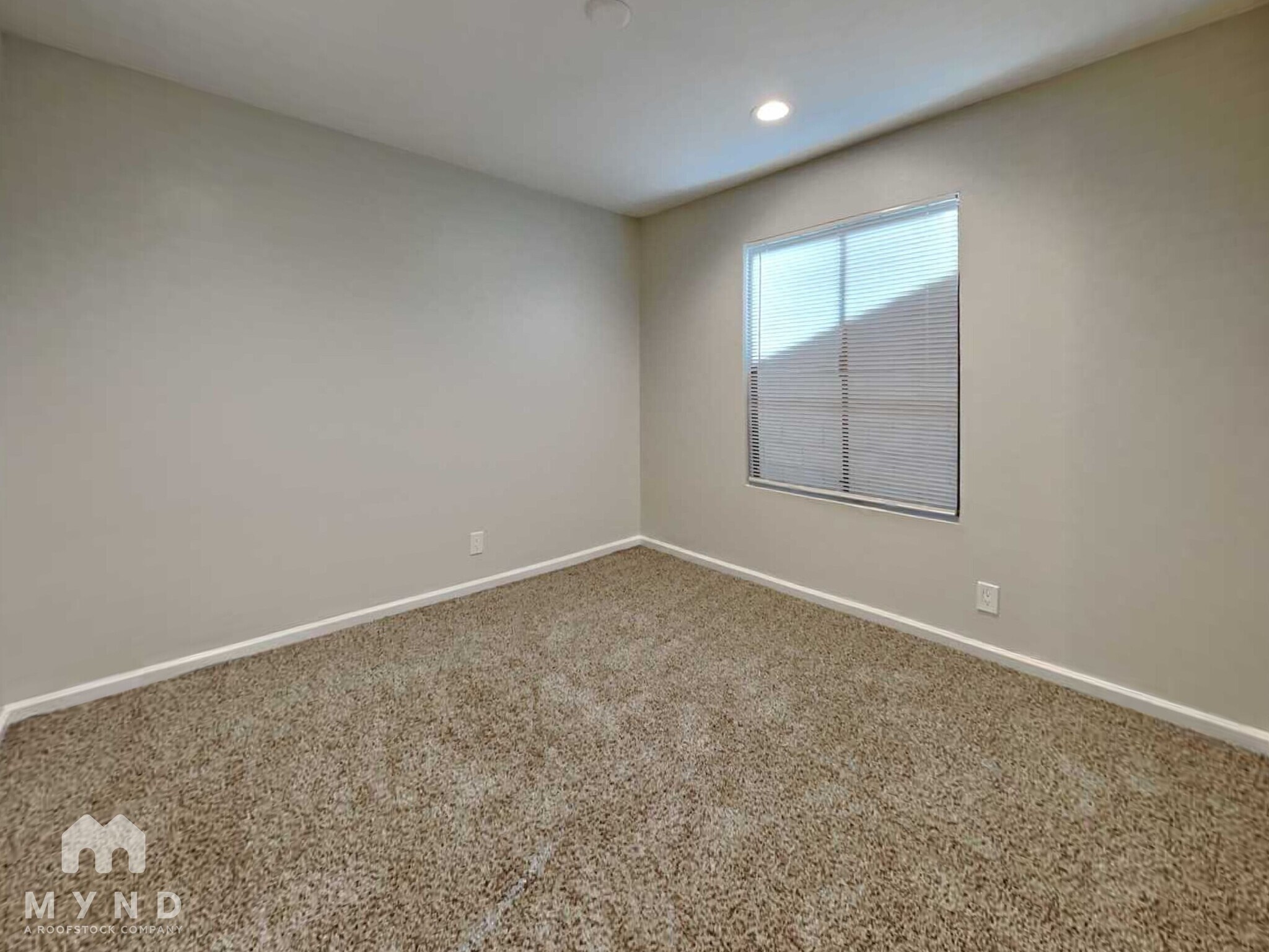 Building Photo - 4903 W Golden Ln