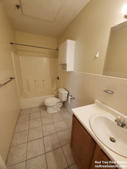 Building Photo - 15 Pearl St